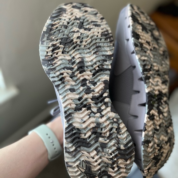 Reebok Athletic Shoes - Picture 2 of 6